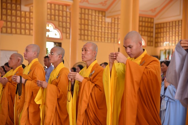 Nhóm Hiểu và Thương: Cúng dường Trường Hạ - 2023