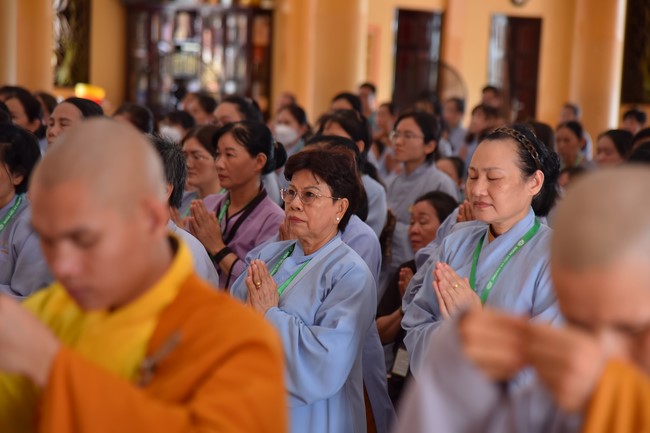 Nhóm Hiểu và Thương: Cúng dường Trường Hạ - 2023