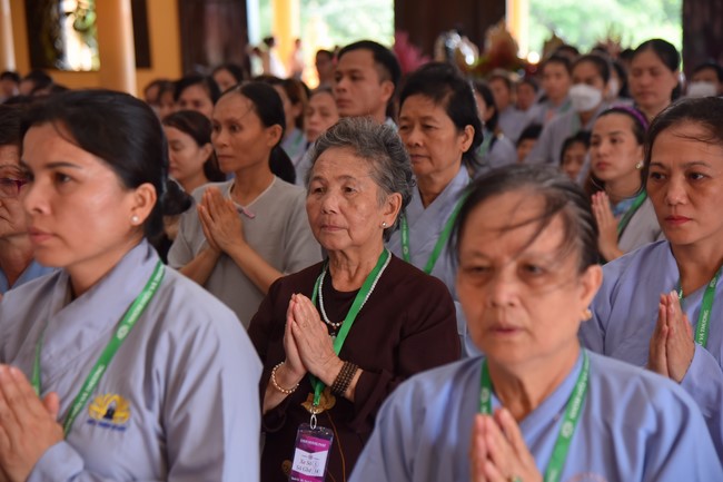 Nhóm Hiểu và Thương: Cúng dường Trường Hạ - 2023