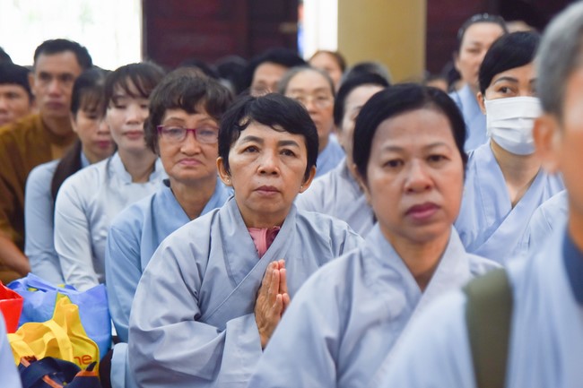 Nhóm Hiểu và Thương: Cúng dường Trường Hạ - 2023