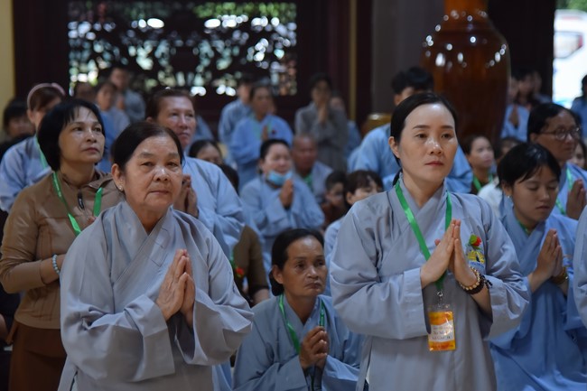 Nhóm Hiểu và Thương: Cúng dường Trường Hạ - 2023