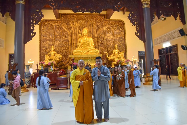 Nhóm Hiểu và Thương: Cúng dường Trường Hạ - 2023