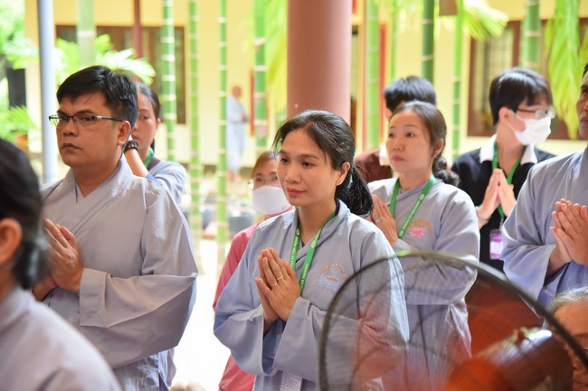 Nhóm Hiểu và Thương: Cúng dường Trường Hạ - 2023