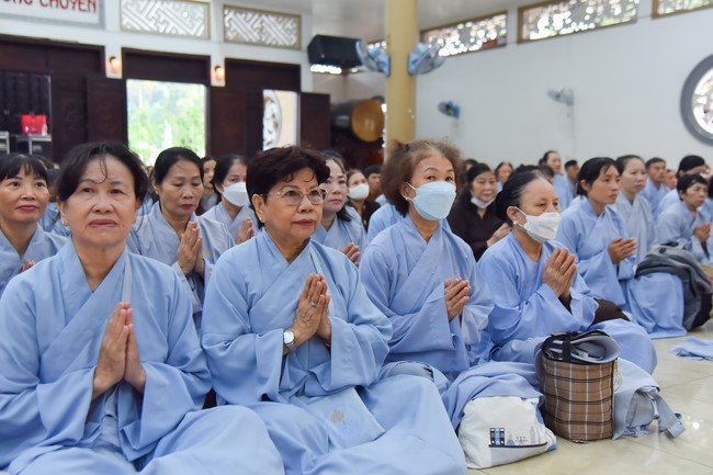 Nhóm Hiểu và Thương: Cúng dường Trường Hạ - 2023