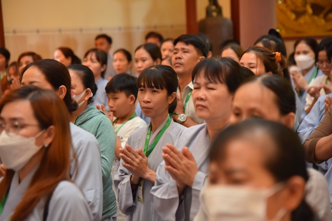 Nhóm Hiểu và Thương: Cúng dường Trường Hạ - 2023