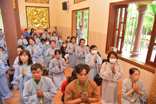 Nhóm Hiểu và Thương: Cúng dường Trường Hạ - 2023