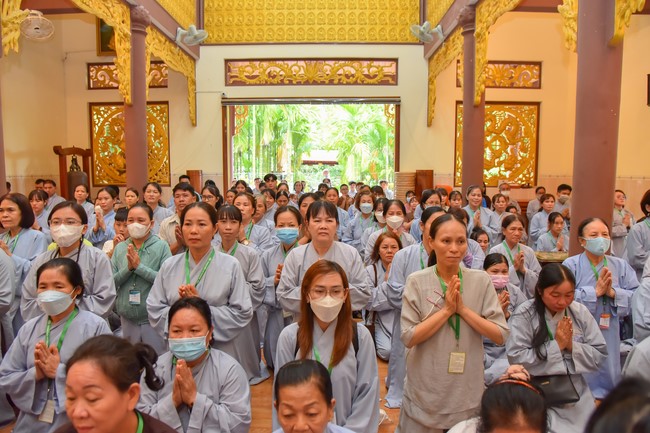 Nhóm Hiểu và Thương: Cúng dường Trường Hạ - 2023