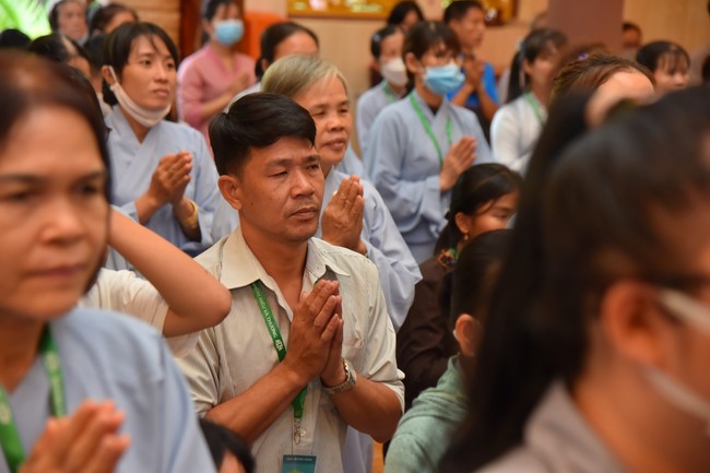 Nhóm Hiểu và Thương: Cúng dường Trường Hạ - 2023