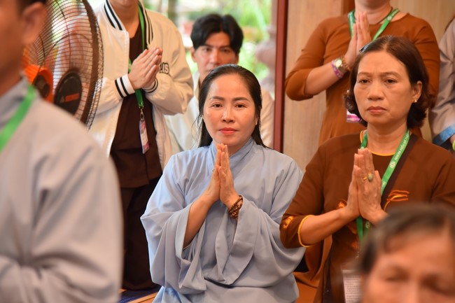 Nhóm Hiểu và Thương: Cúng dường Trường Hạ - 2023