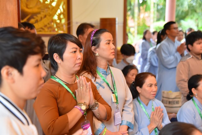 Nhóm Hiểu và Thương: Cúng dường Trường Hạ - 2023