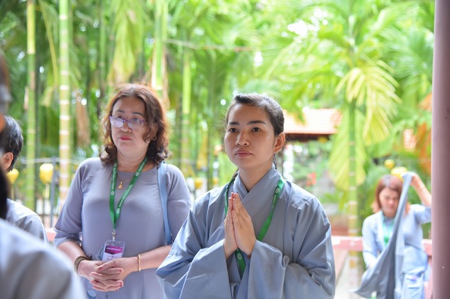 Nhóm Hiểu và Thương: Cúng dường Trường Hạ - 2023