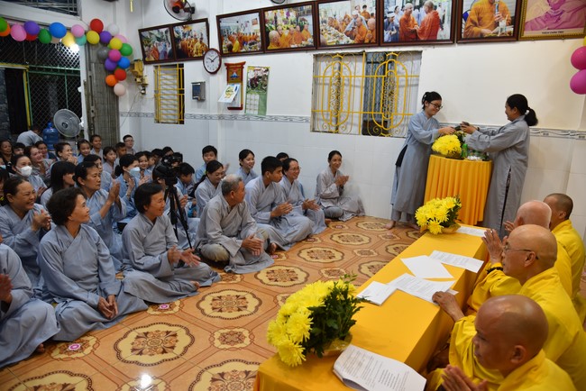 Basic Buddhist program and giving gifts at Minh Chat Ashram in Can Tho