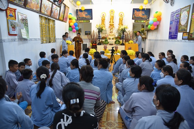 Basic Buddhist program and giving gifts at Minh Chat Ashram in Can Tho