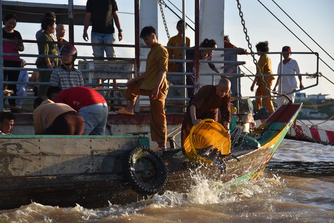 The 6th One-Day Retreat, and Celebrating the Longevity at Minh Chat Ashram in Can Tho