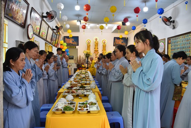 The 6th One-Day Retreat, and Celebrating the Longevity at Minh Chat Ashram in Can Tho