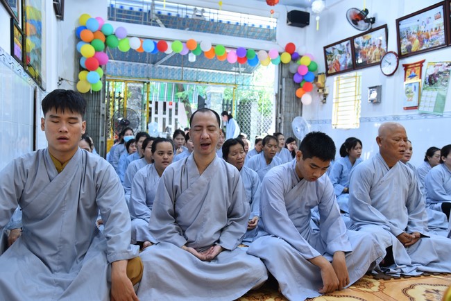 The 6th One-Day Retreat, and Celebrating the Longevity at Minh Chat Ashram in Can Tho