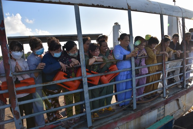 The 6th One-Day Retreat, and Celebrating the Longevity at Minh Chat Ashram in Can Tho