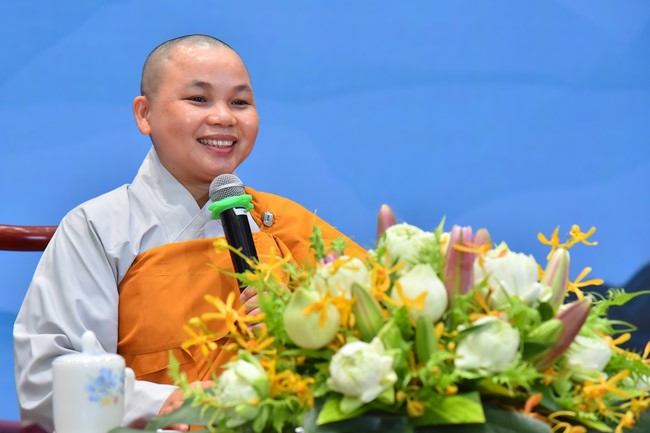 Dharma Talk Cloudless skyline in the 100th Seven-Day Retreat