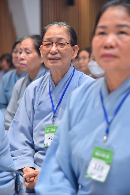 Dharma Talk Cloudless skyline in the 100th Seven-Day Retreat