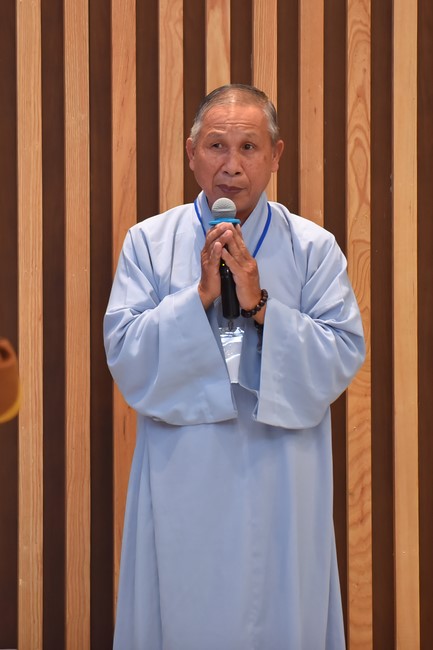 Dharma Talk Cloudless skyline in the 100th Seven-Day Retreat