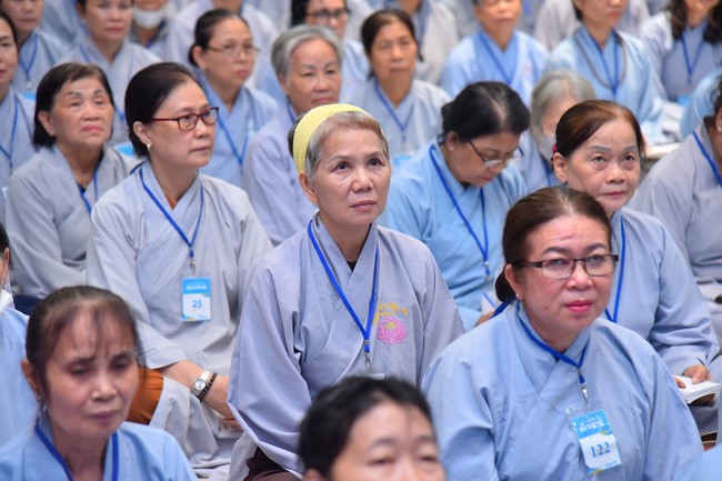 Dharma Talk Cloudless skyline in the 100th Seven-Day Retreat