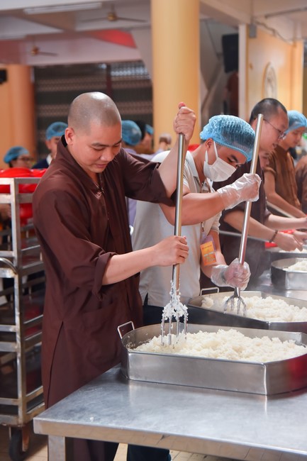 Dharma Talk Cloudless skyline in the 100th Seven-Day Retreat