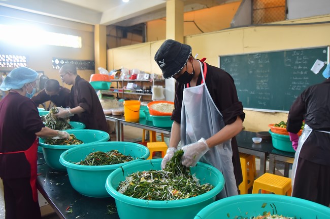 Dharma Talk Cloudless skyline in the 100th Seven-Day Retreat