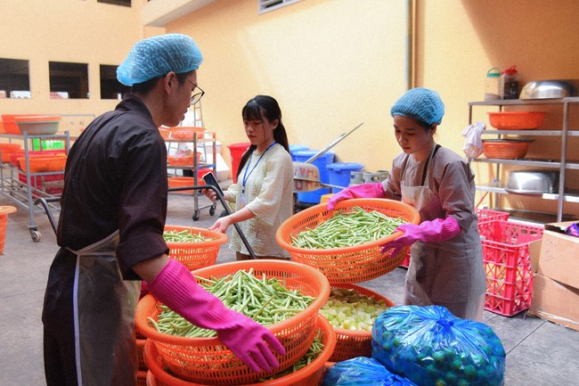 Dharma Talk Cloudless skyline in the 100th Seven-Day Retreat