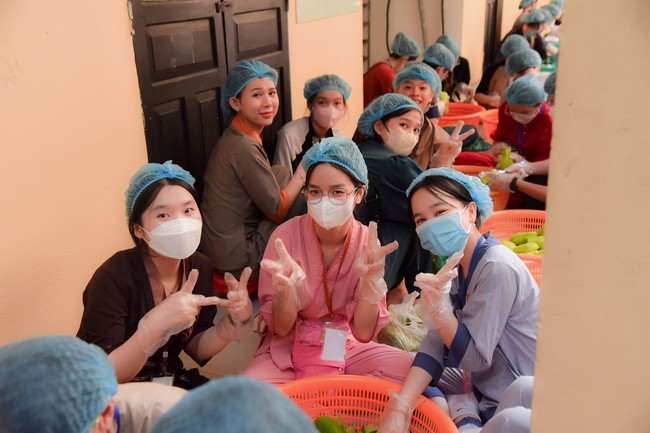 Dharma Talk Cloudless skyline in the 100th Seven-Day Retreat