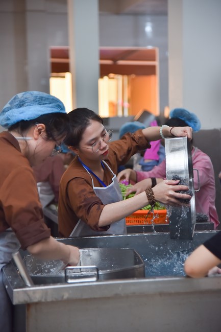 Dharma Talk Cloudless skyline in the 100th Seven-Day Retreat