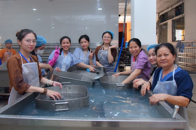 Dharma Talk Cloudless skyline in the 100th Seven-Day Retreat