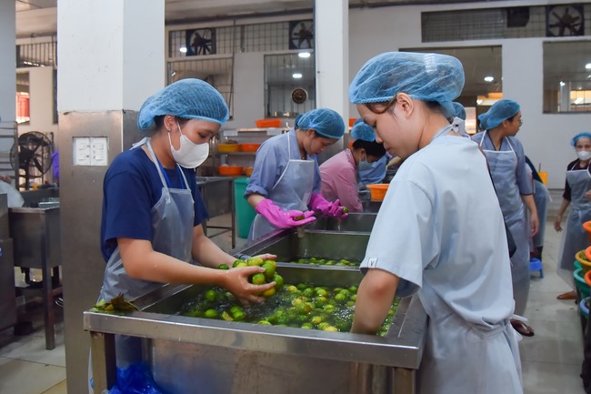 Dharma Talk Cloudless skyline in the 100th Seven-Day Retreat