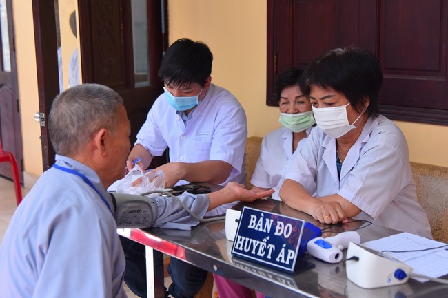 Dharma Talk Cloudless skyline in the 100th Seven-Day Retreat