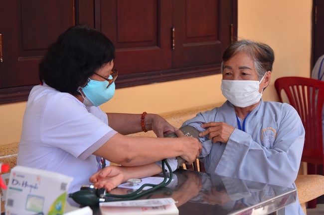 Dharma Talk Cloudless skyline in the 100th Seven-Day Retreat