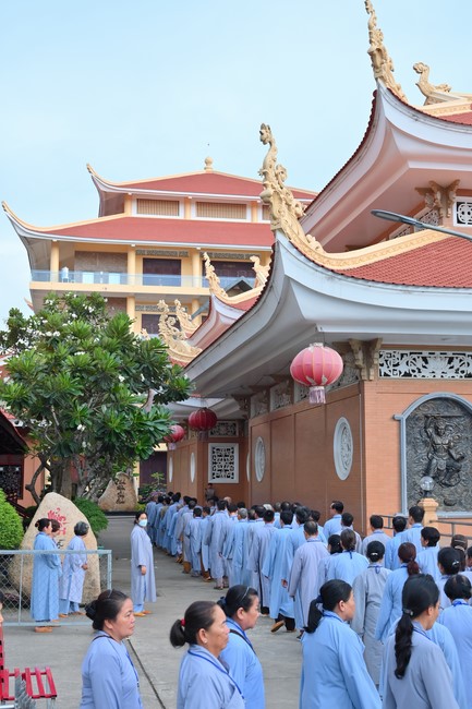 Dharma Talk Cloudless skyline in the 100th Seven-Day Retreat