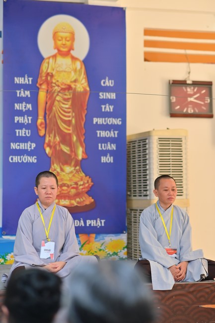 Dharma Talk “Stop and transform karma” – The 100th Seven-Day Retreat.
