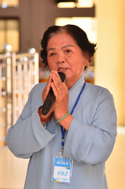 Dharma Talk “Stop and transform karma” – The 100th Seven-Day Retreat.