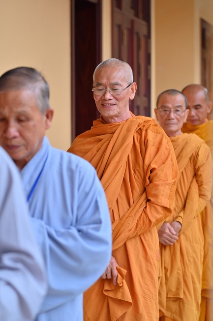 Dharma Talk “Stop and transform karma” – The 100th Seven-Day Retreat.