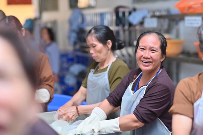 Dharma Talk “Stop and transform karma” – The 100th Seven-Day Retreat.