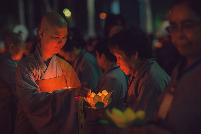 Three-Jewel gratitude Ceremony in the 100th seven-day Retreat