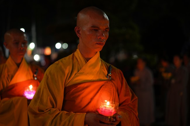 Three-Jewel gratitude Ceremony in the 100th seven-day Retreat