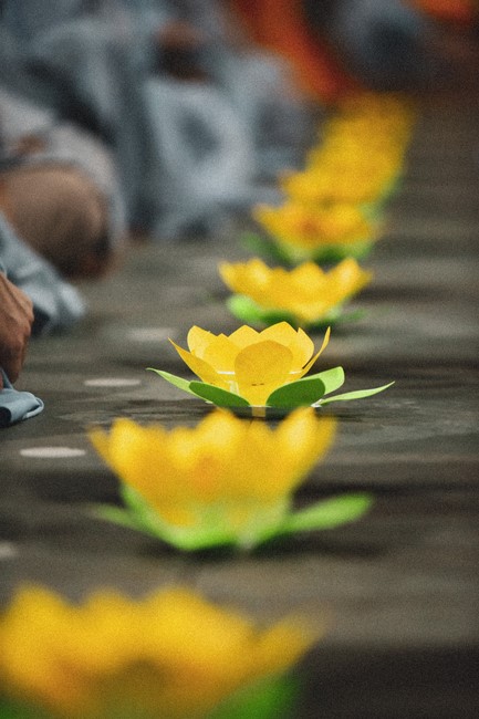 Three-Jewel gratitude Ceremony in the 100th seven-day Retreat