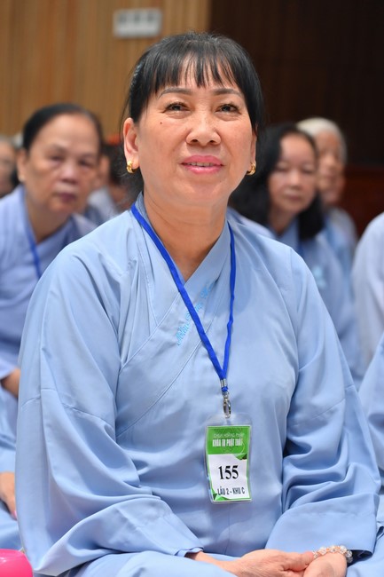 Dharma talk Should revenge or forgive the enemy? in the 100th Seven-Day Retreat