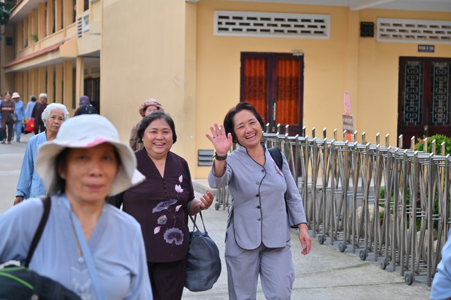 Finishing the 100th Seven-Day Retreat