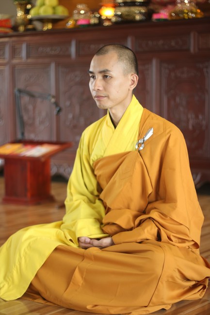 One- day Practice and Three-Jewel refuge Ceremony at Giai Lam Pagoda - Ha Tinh