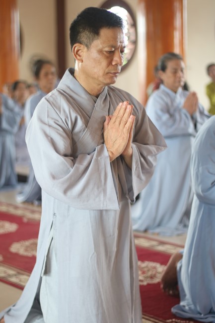 One- day Practice and Three-Jewel refuge Ceremony at Giai Lam Pagoda - Ha Tinh