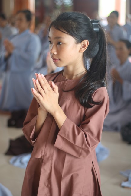 One- day Practice and Three-Jewel refuge Ceremony at Giai Lam Pagoda - Ha Tinh