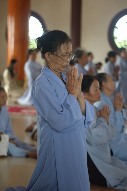 One- day Practice and Three-Jewel refuge Ceremony at Giai Lam Pagoda - Ha Tinh