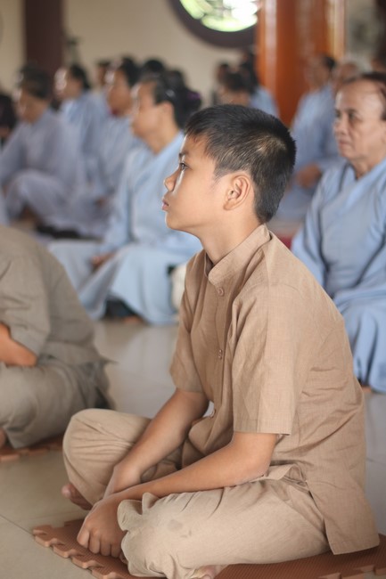 One- day Practice and Three-Jewel refuge Ceremony at Giai Lam Pagoda - Ha Tinh
