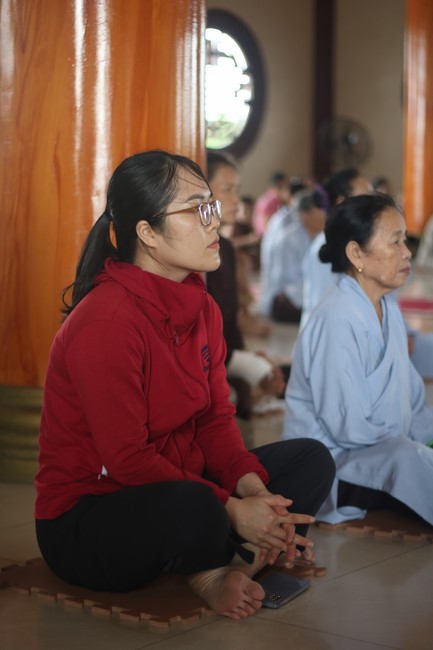 One- day Practice and Three-Jewel refuge Ceremony at Giai Lam Pagoda - Ha Tinh